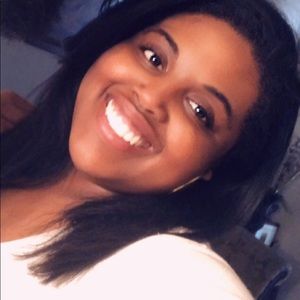 Meet your Posher, Ibone